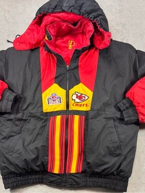 Vintage 90’s Pro Player Reversible Kansas City Chiefs Jacket Size Large 🔥